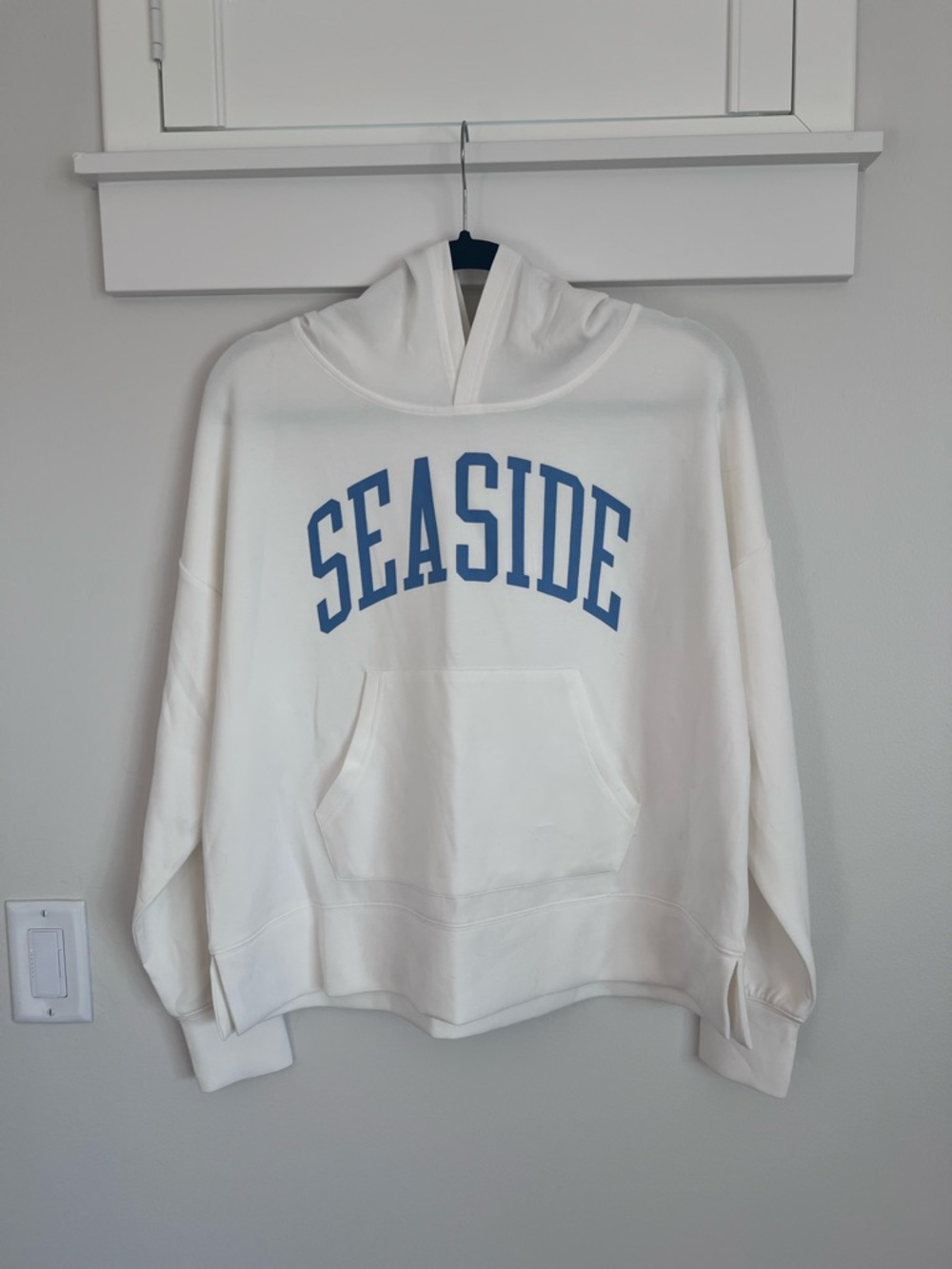 Camp David White Seaside Hoodie NWT SZ M